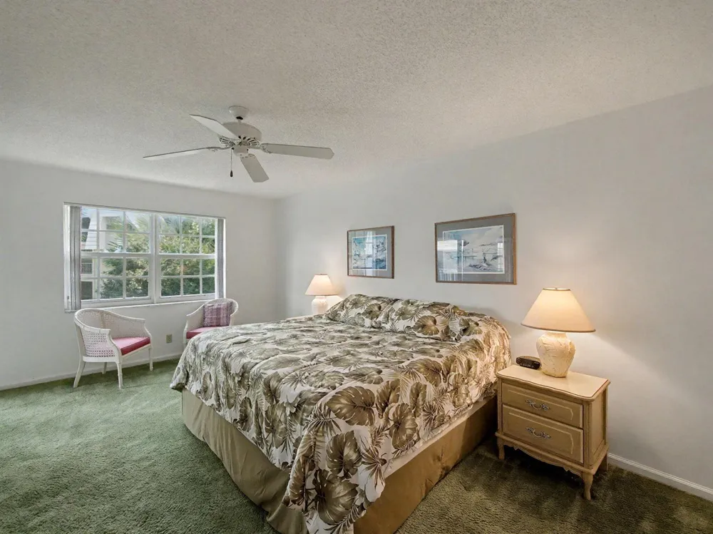 1205 Sandy Lane #246 Singer Island, FL 33404