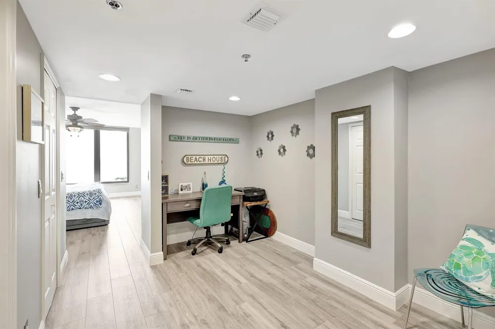 4000 Highway A1a #402 Hutchinson Island, FL 34949