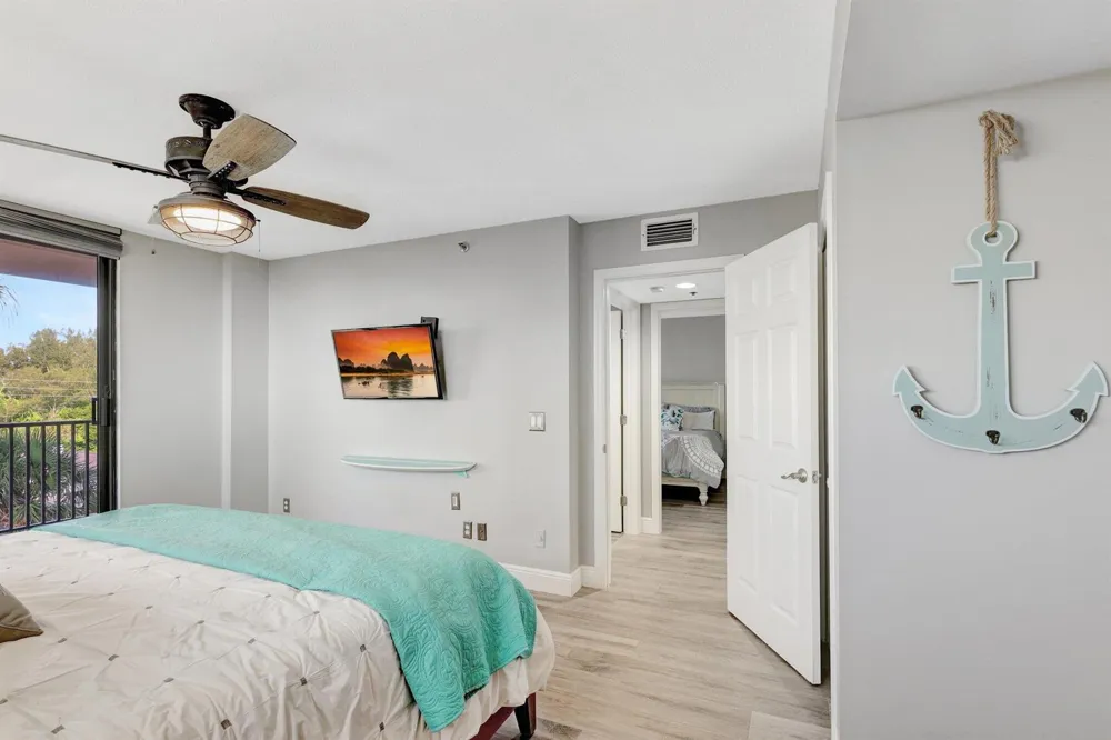 4000 Highway A1a #402 Hutchinson Island, FL 34949