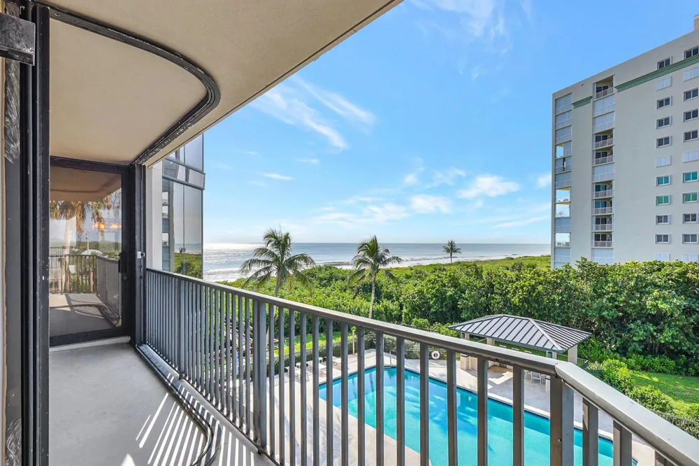 4000 Highway A1a #402 Hutchinson Island, FL 34949