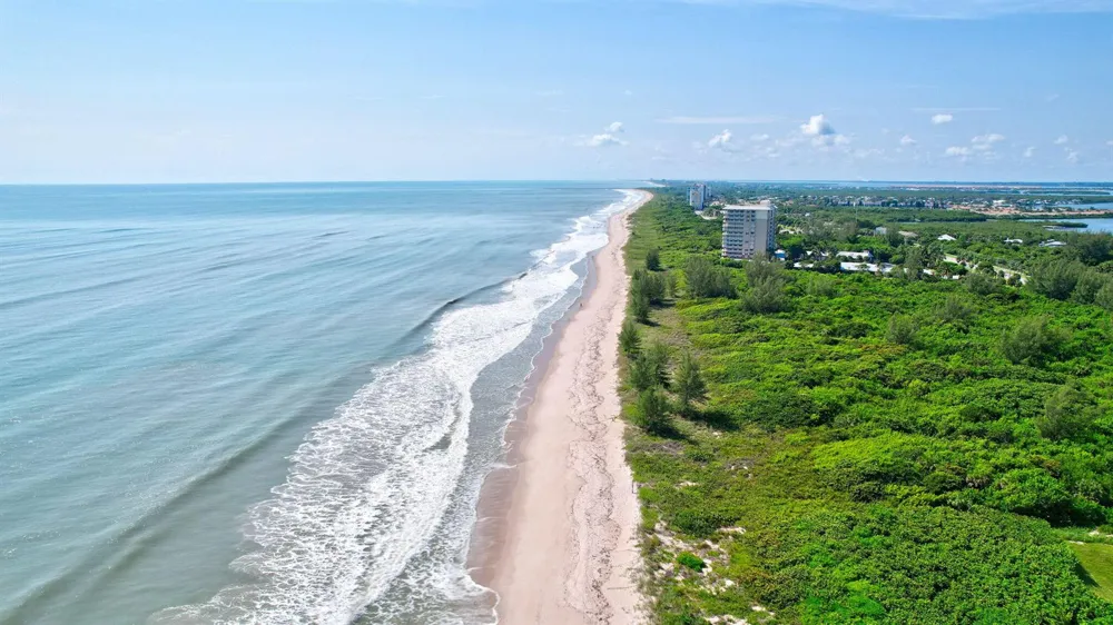 4000 Highway A1a #402 Hutchinson Island, FL 34949