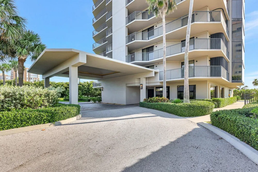 4000 Highway A1a #402 Hutchinson Island, FL 34949
