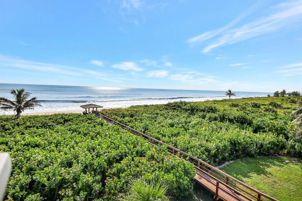 4000 Highway A1a #402 Hutchinson Island, FL 34949