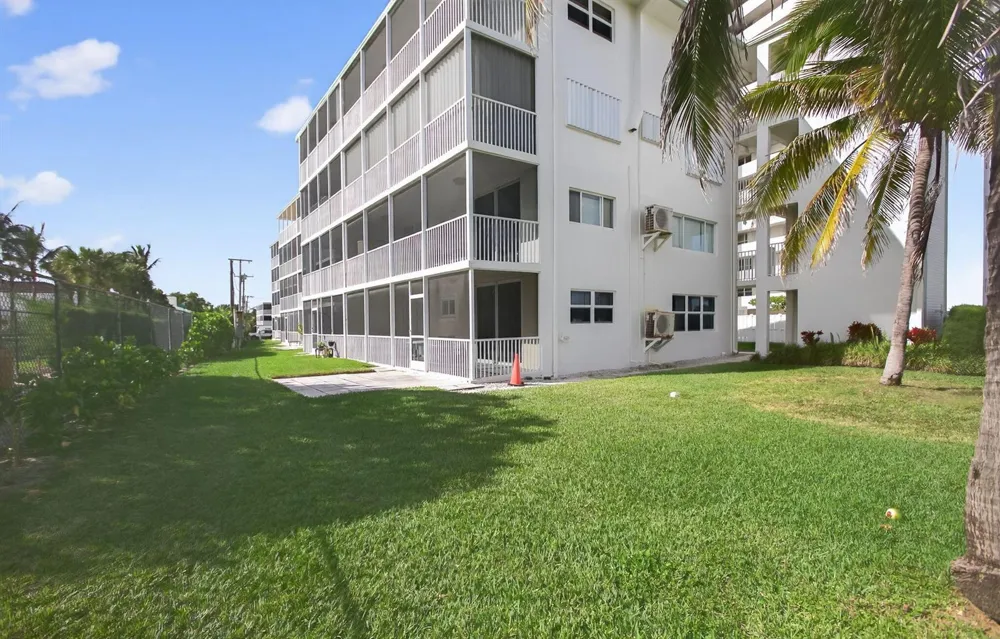 3600 Ocean Drive #223 Singer Island, FL 33404