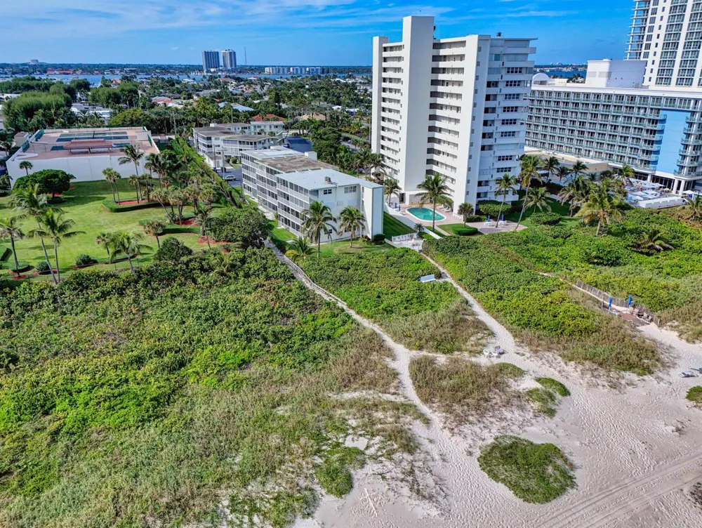 3600 Ocean Drive #223 Singer Island, FL 33404