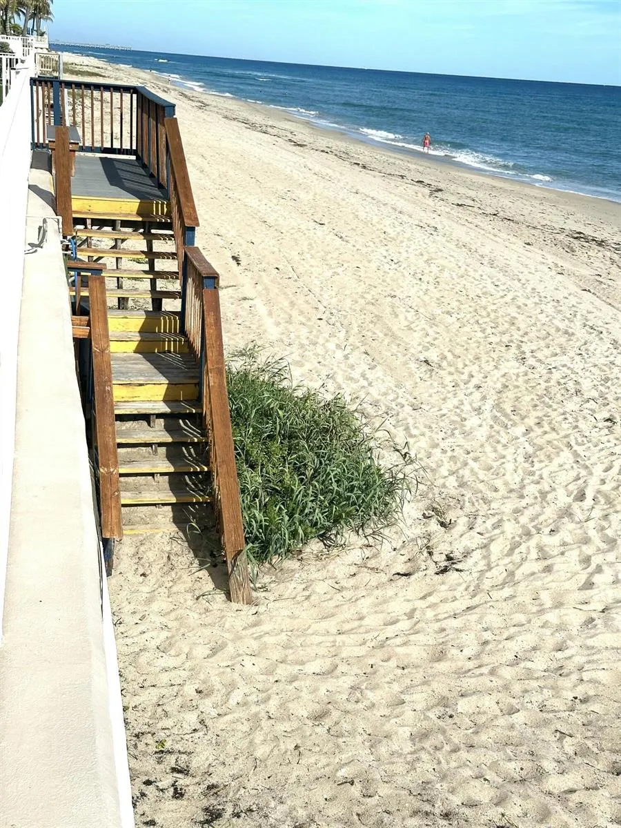 3540 S Ocean Boulevard #409 South Palm Beach, FL 33480