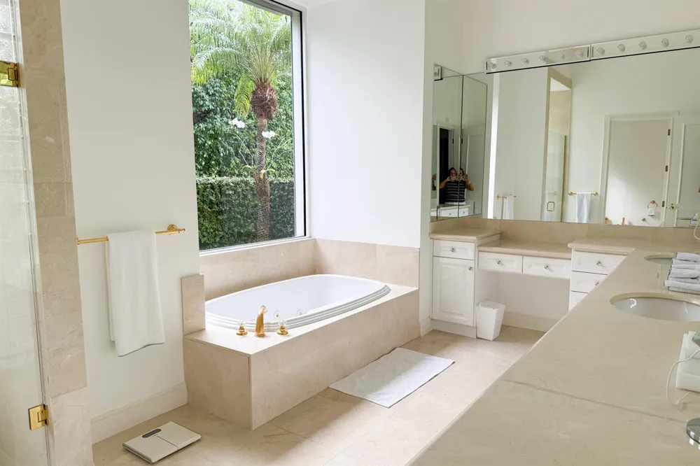 1494 Lake Way Palm Beach, FL 33480