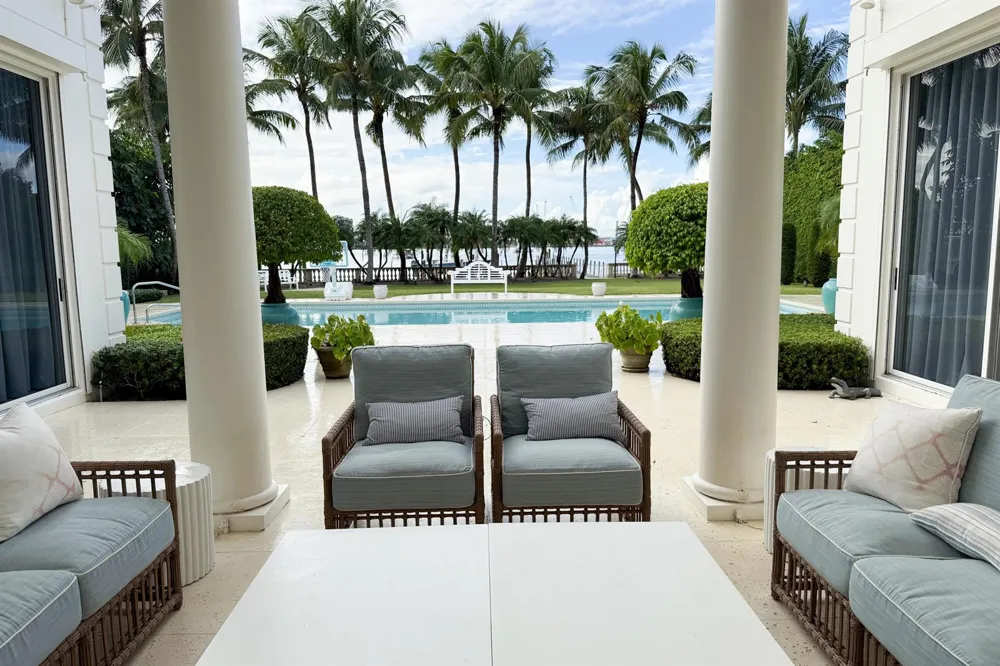 1494 Lake Way Palm Beach, FL 33480