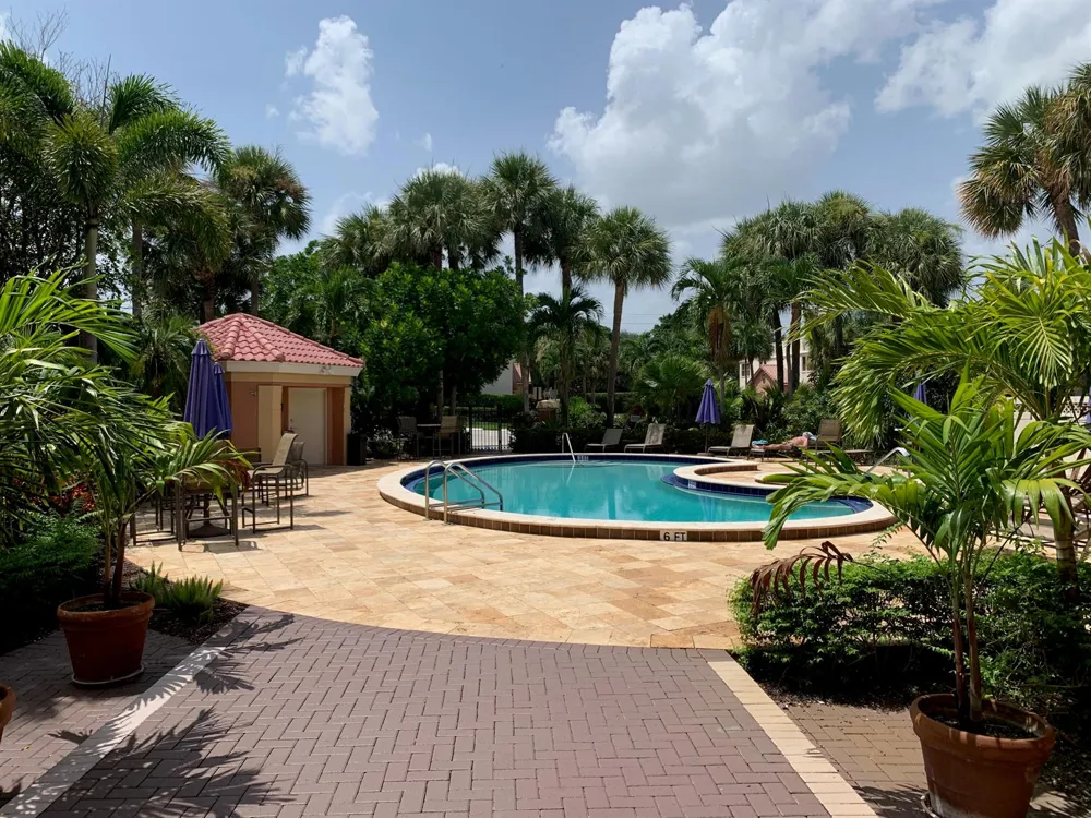 49 Uno Lago Drive Juno Beach, FL 33408