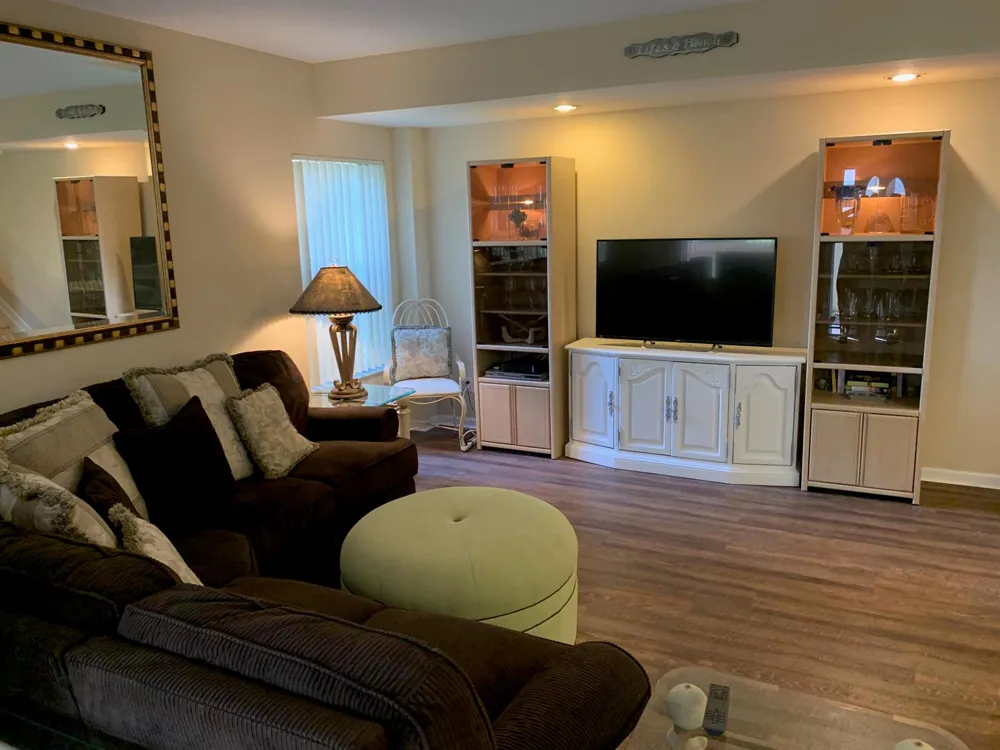 49 Uno Lago Drive Juno Beach, FL 33408