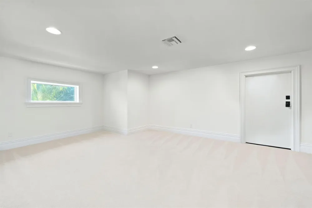 54 S Sewalls Point Road Sewalls Point, FL 34996
