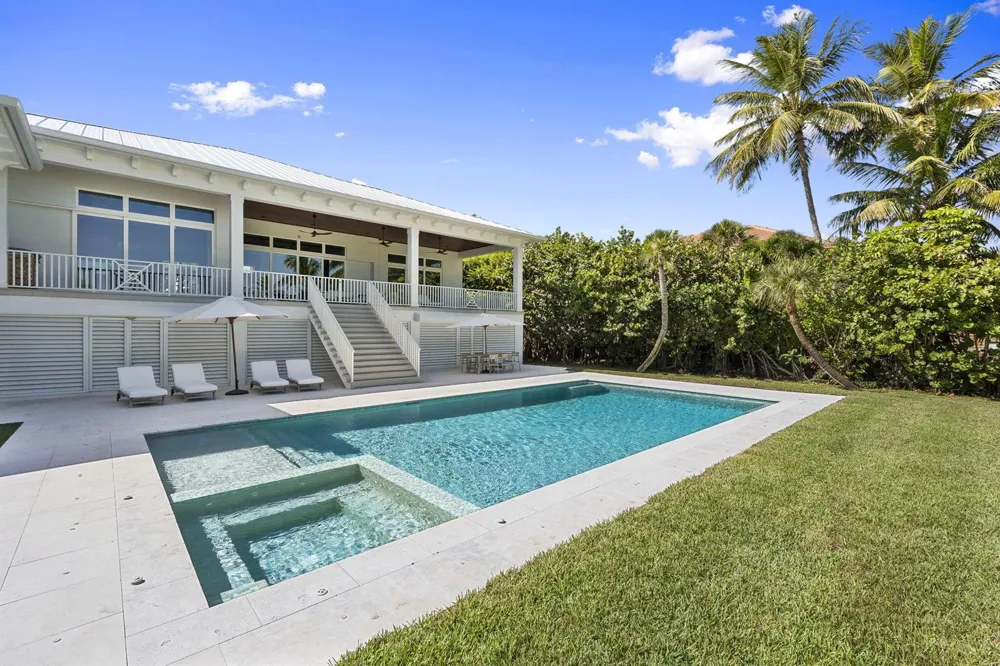 54 S Sewalls Point Road Sewalls Point, FL 34996