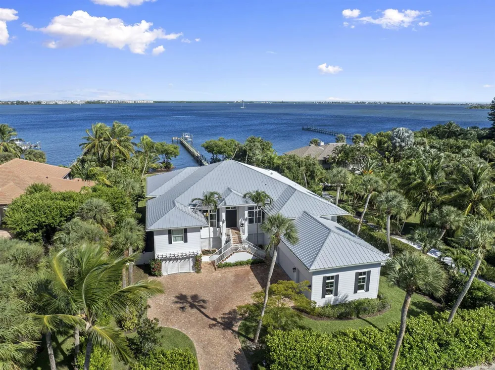 54 S Sewalls Point Road Sewalls Point, FL 34996