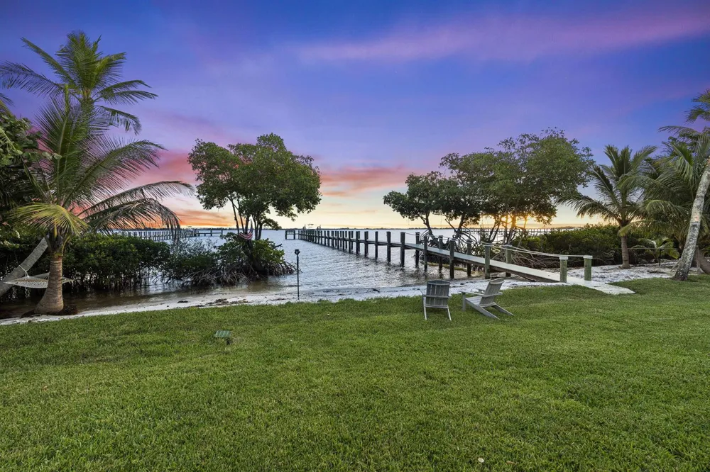 54 S Sewalls Point Road Sewalls Point, FL 34996