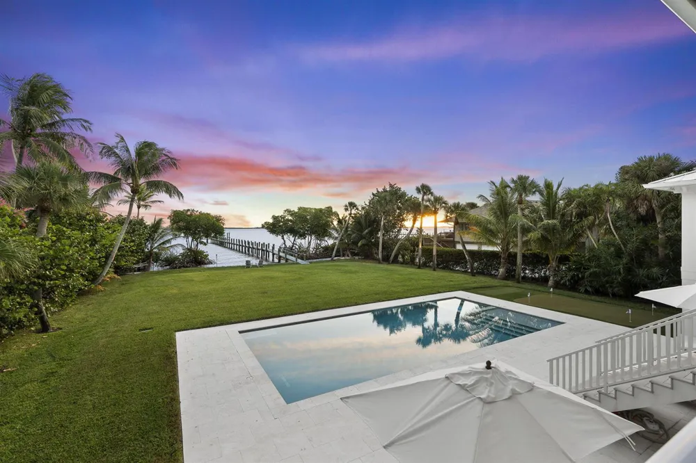54 S Sewalls Point Road Sewalls Point, FL 34996