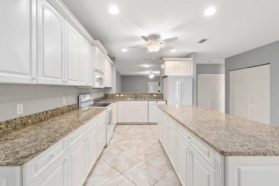 2087 SE Wild Meadow Circle Port St. Lucie, FL 34952