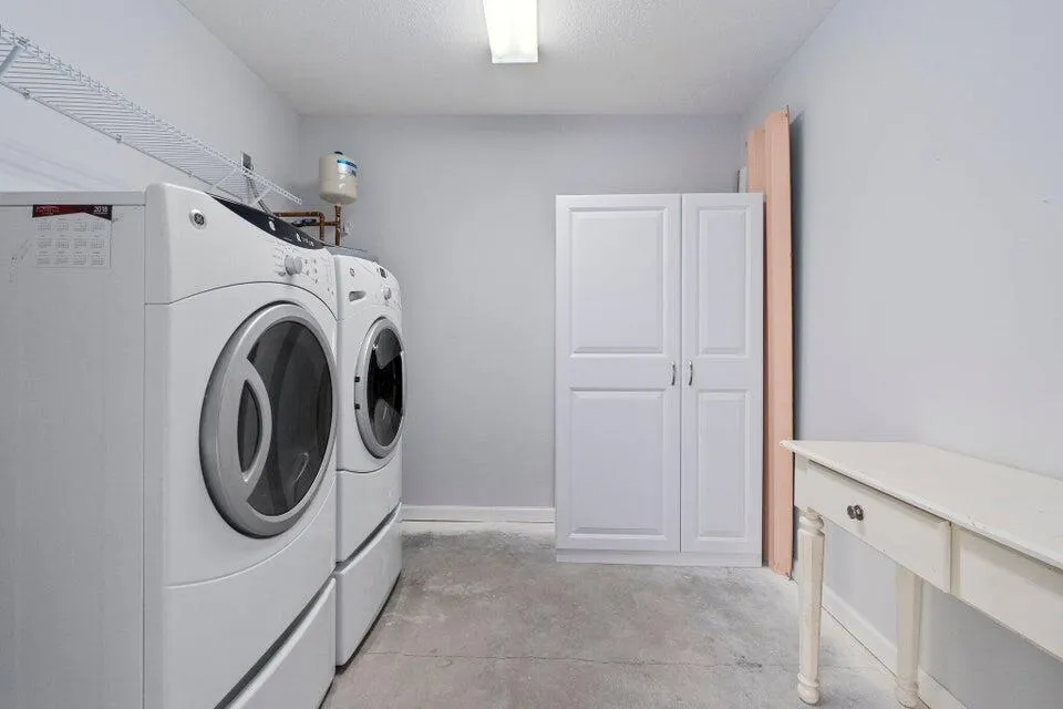 2087 SE Wild Meadow Circle Port St. Lucie, FL 34952