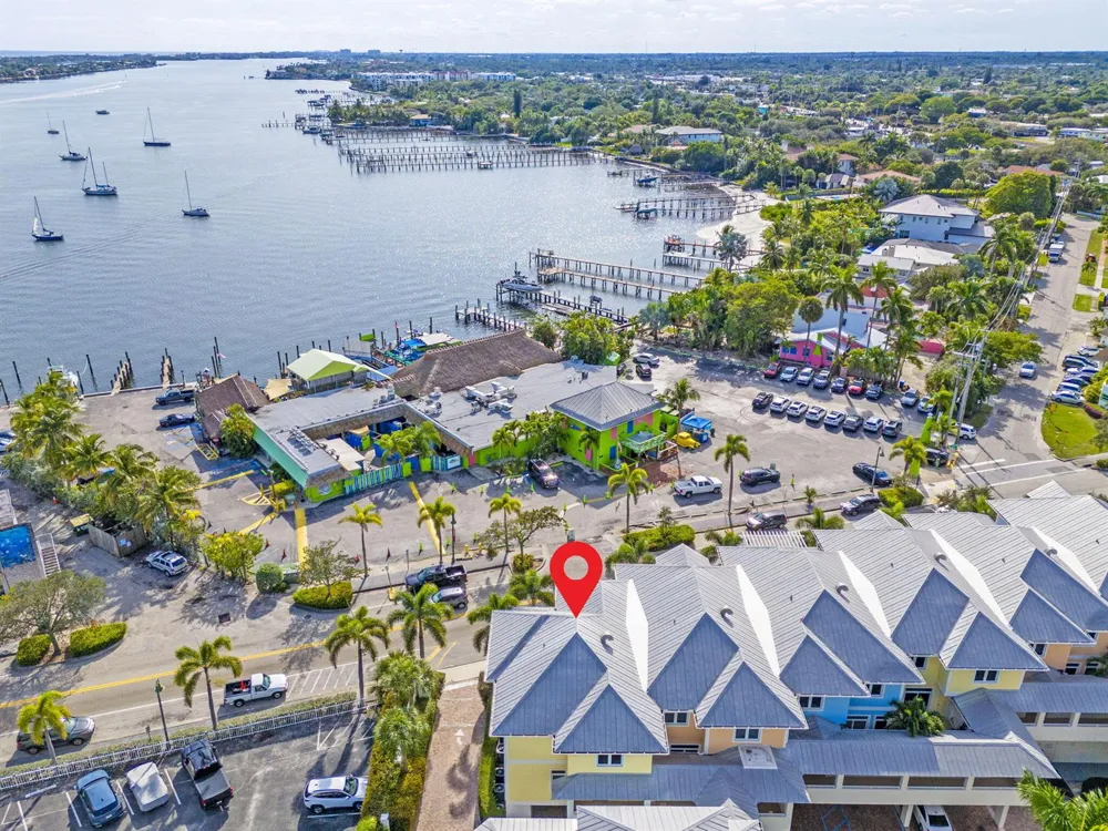 305 E Ocean Avenue #Th-7 Lantana, FL 33462