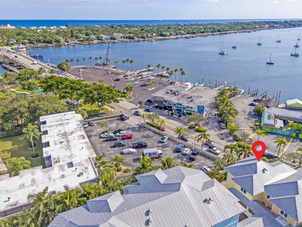 305 E Ocean Avenue #Th-7 Lantana, FL 33462