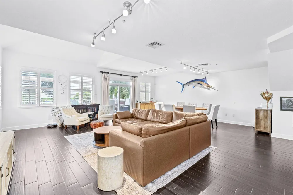 305 E Ocean Avenue #Th-7 Lantana, FL 33462