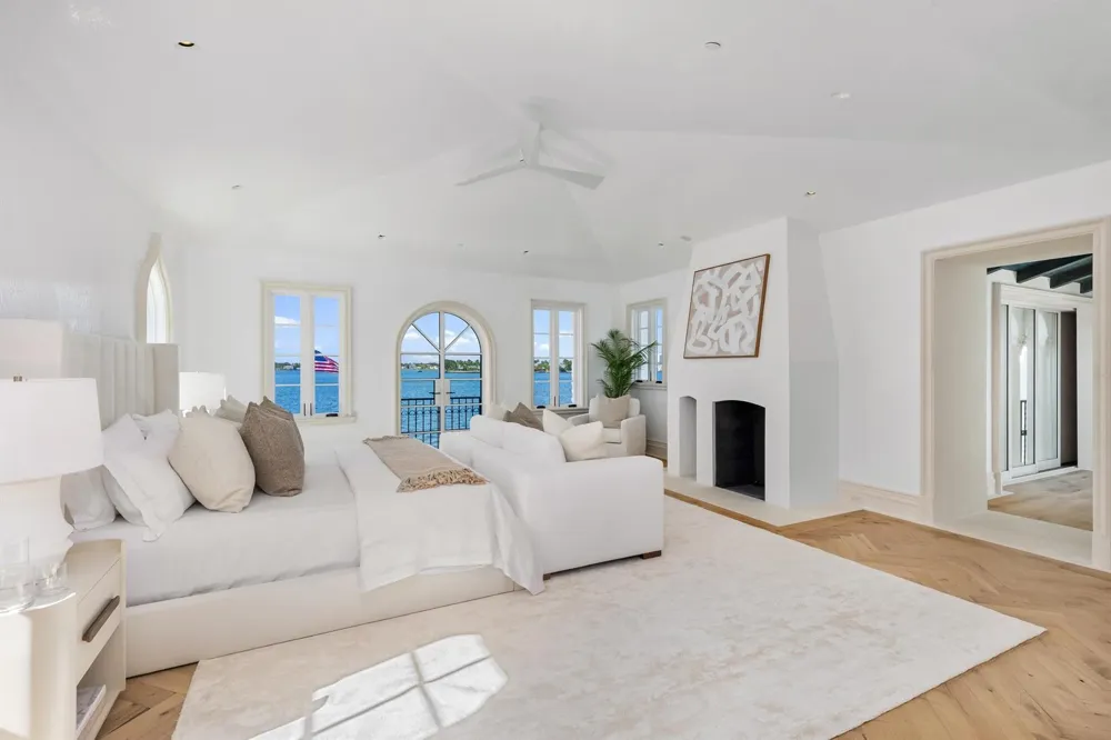 800 S County Road Palm Beach, FL 33480