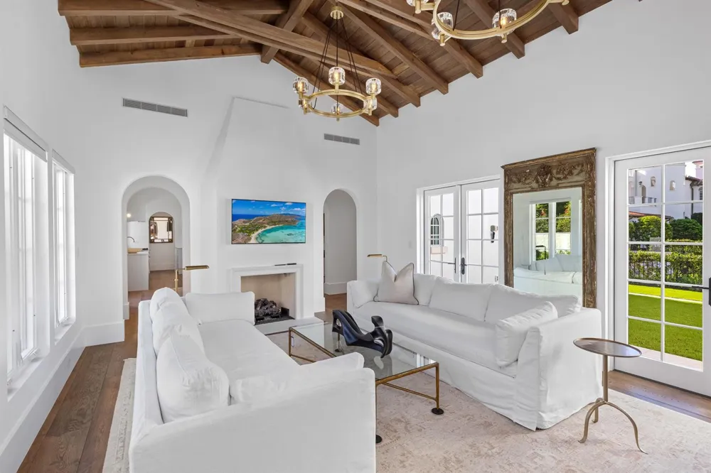 800 S County Road Palm Beach, FL 33480
