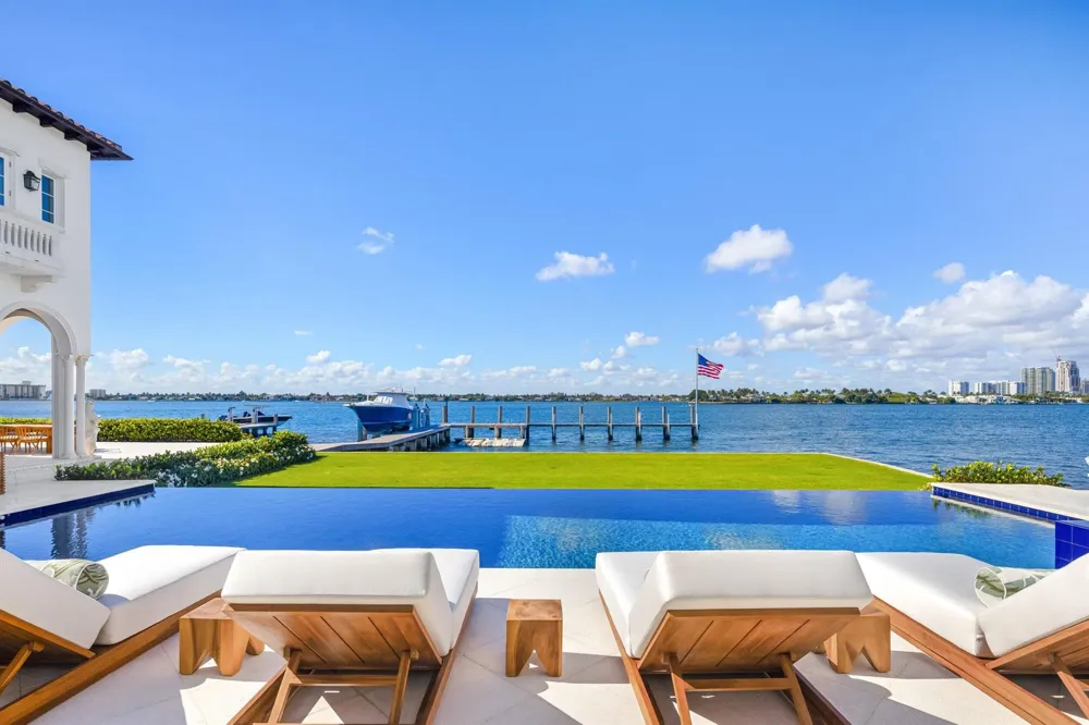 800 S County Road Palm Beach, FL 33480