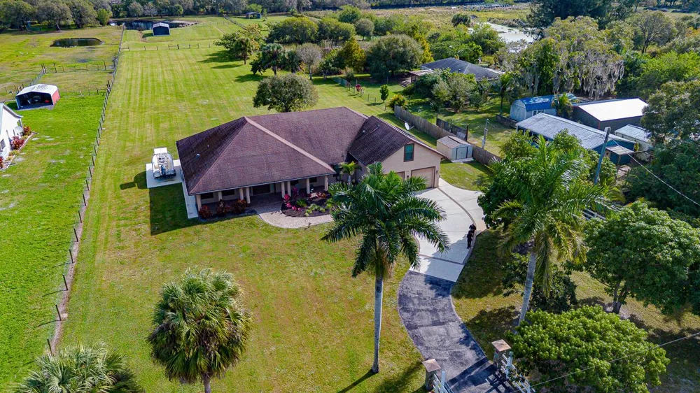 2774 Gentile Road Fort Pierce, FL 34945