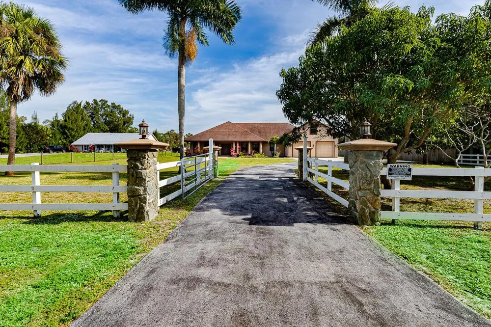 2774 Gentile Road Fort Pierce, FL 34945