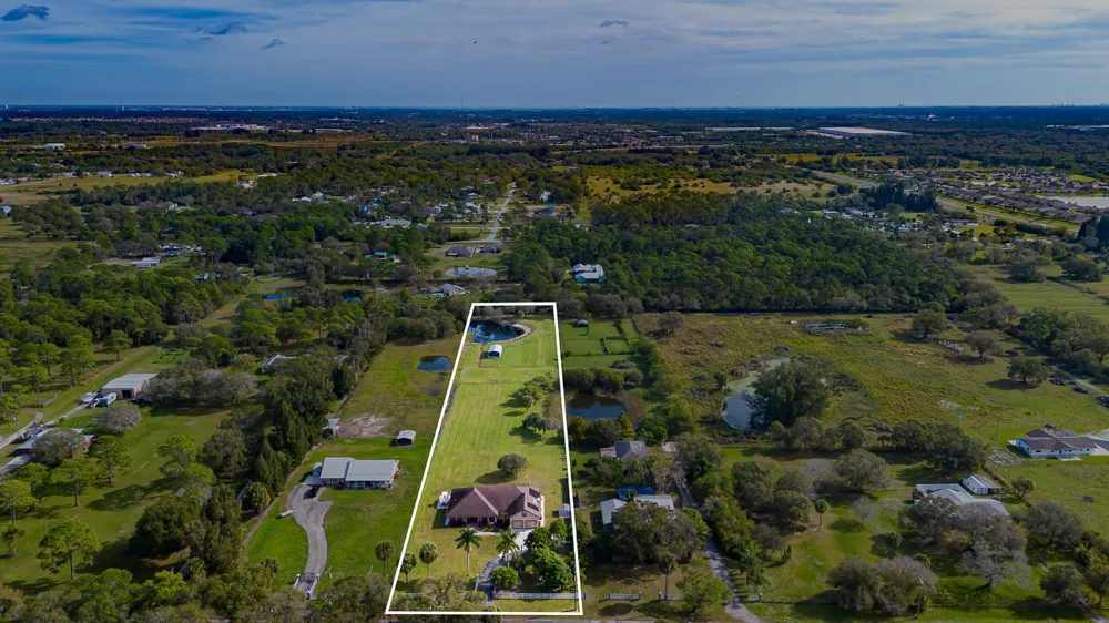 2774 Gentile Road Fort Pierce, FL 34945