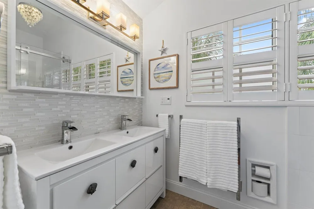460 Sunrise Way Juno Beach, FL 33408