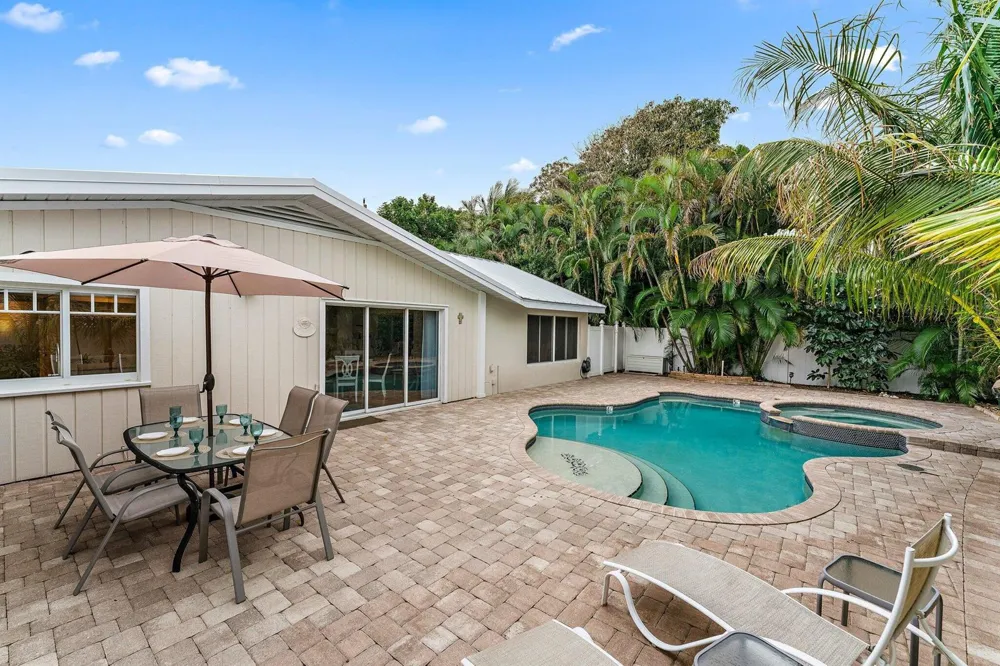 460 Sunrise Way Juno Beach, FL 33408