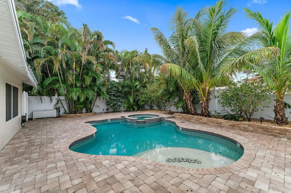 460 Sunrise Way Juno Beach, FL 33408