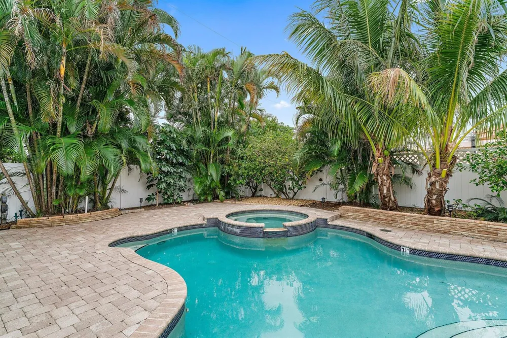 460 Sunrise Way Juno Beach, FL 33408