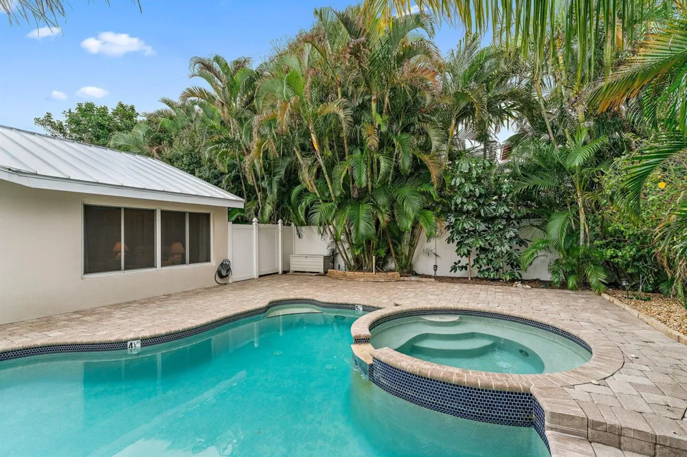 460 Sunrise Way Juno Beach, FL 33408