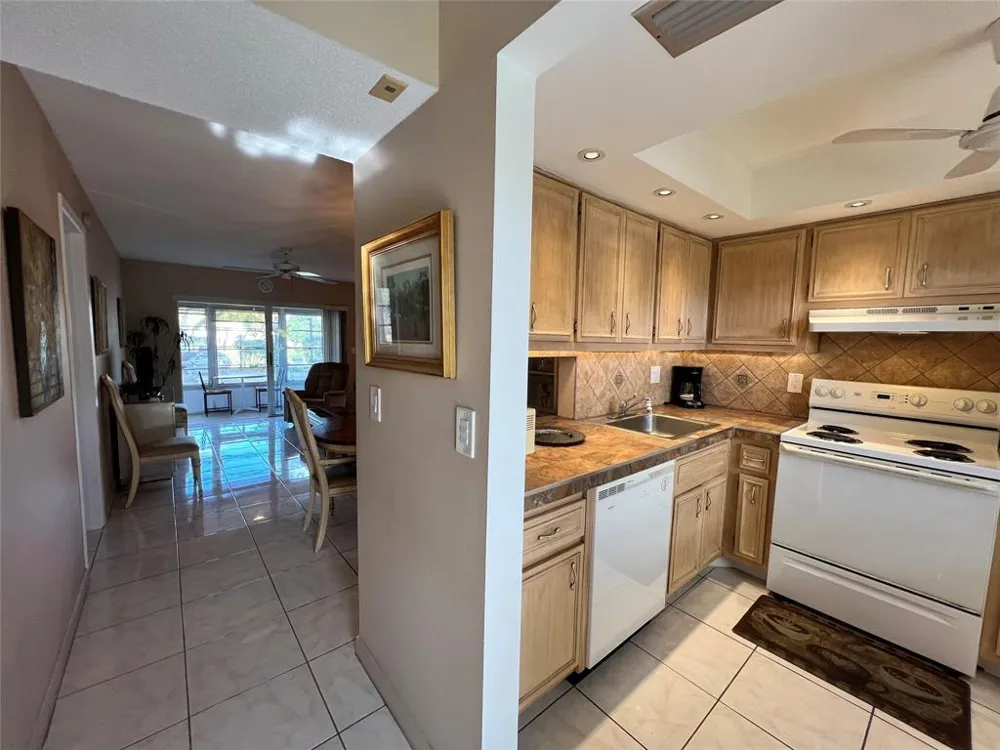 2800 NW 47th Terrace #106b Lauderdale Lakes, FL 33313
