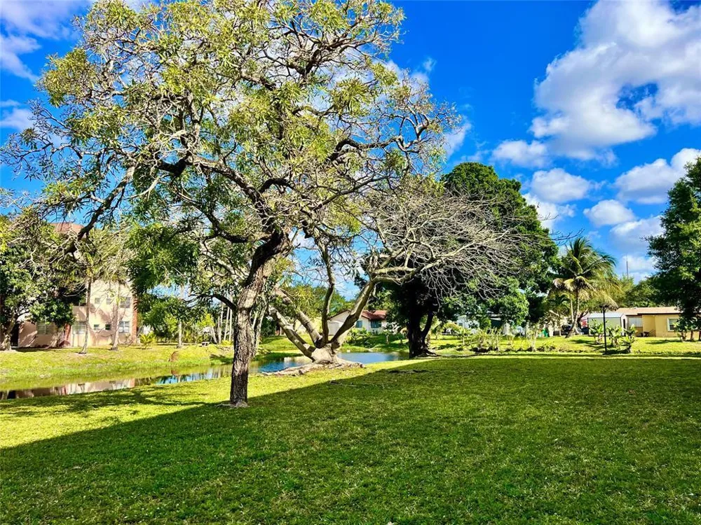 2800 NW 47th Terrace #106b Lauderdale Lakes, FL 33313