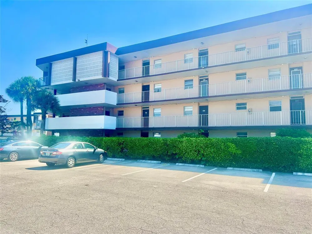 2800 NW 47th Terrace #106b Lauderdale Lakes, FL 33313
