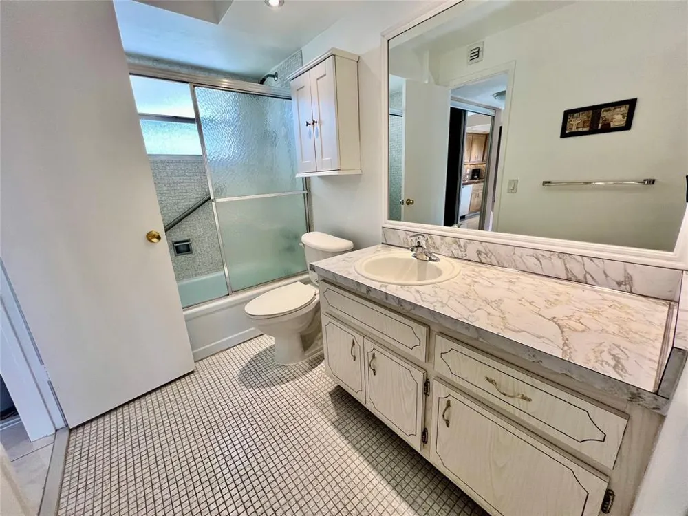 2800 NW 47th Terrace #106b Lauderdale Lakes, FL 33313