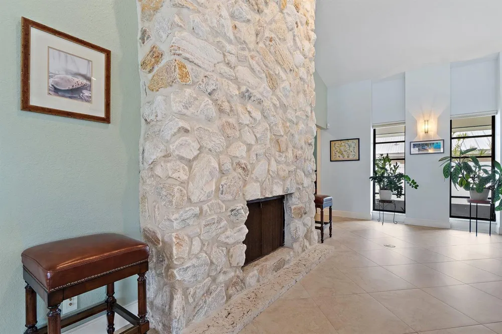 348 River Drive Tequesta, FL 33469