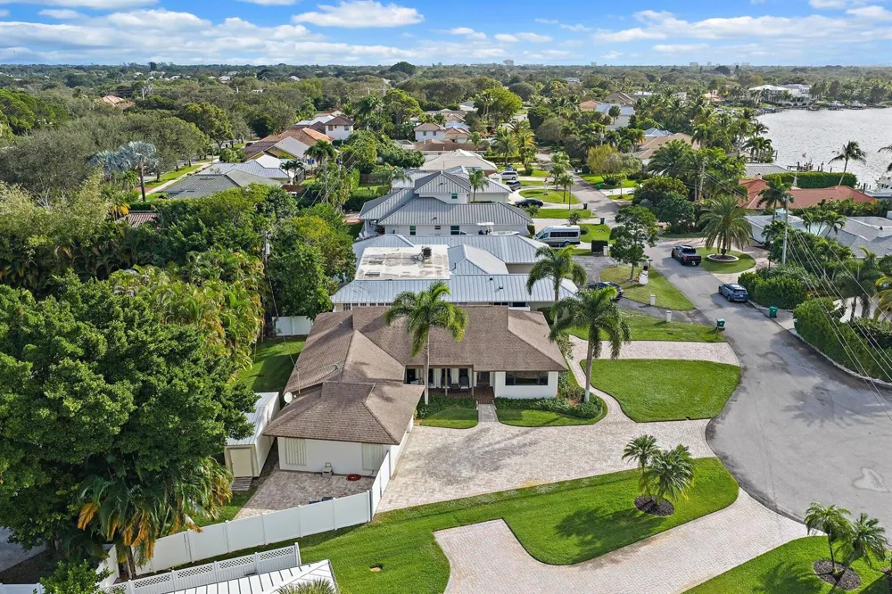 348 River Drive Tequesta, FL 33469