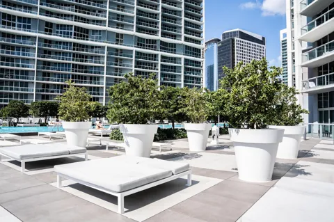 495 Brickell Avenue #911