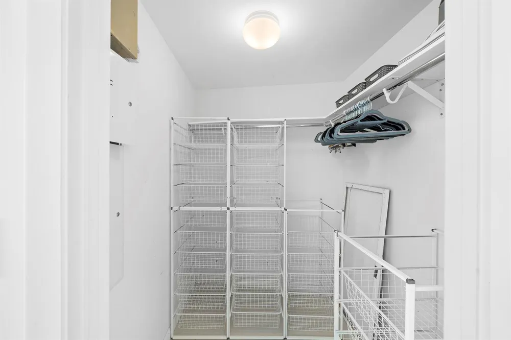 495 Brickell Avenue #911 Miami, FL 33131