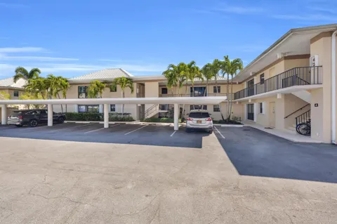 4 SE Turtle Creek Drive #E