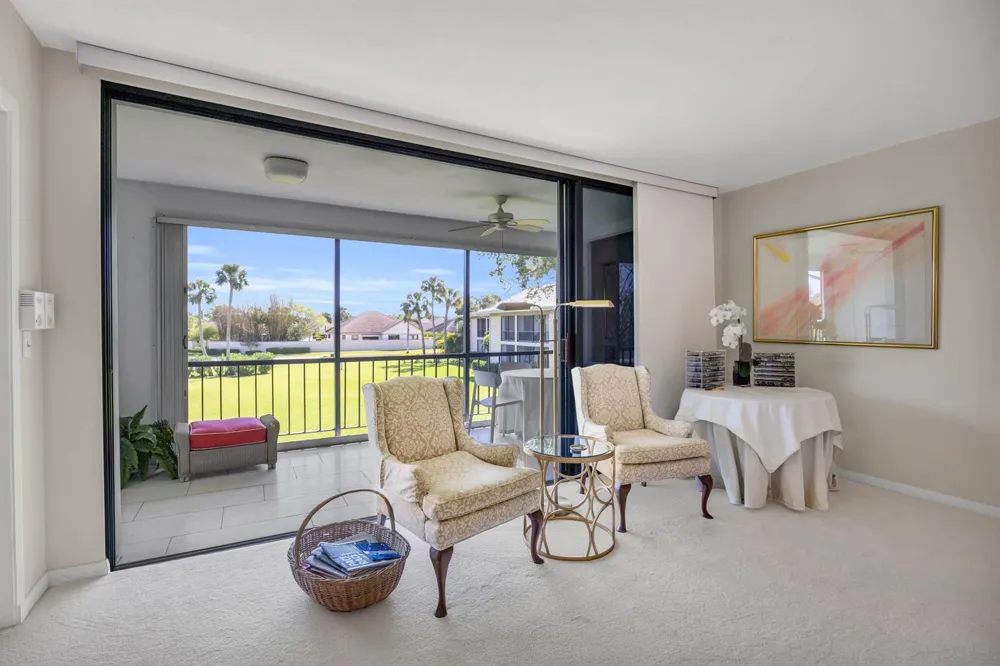 4 SE Turtle Creek Drive #E Jupiter, FL 33469