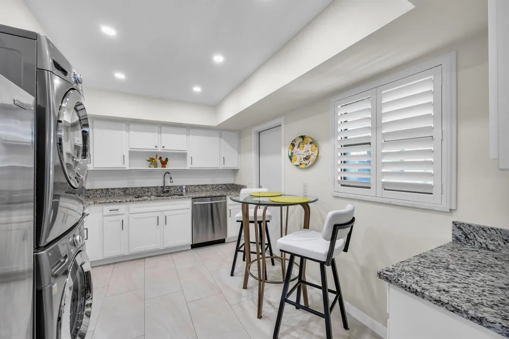 4 SE Turtle Creek Drive #E Jupiter, FL 33469