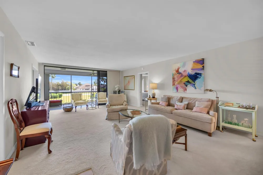 4 SE Turtle Creek Drive #E Jupiter, FL 33469