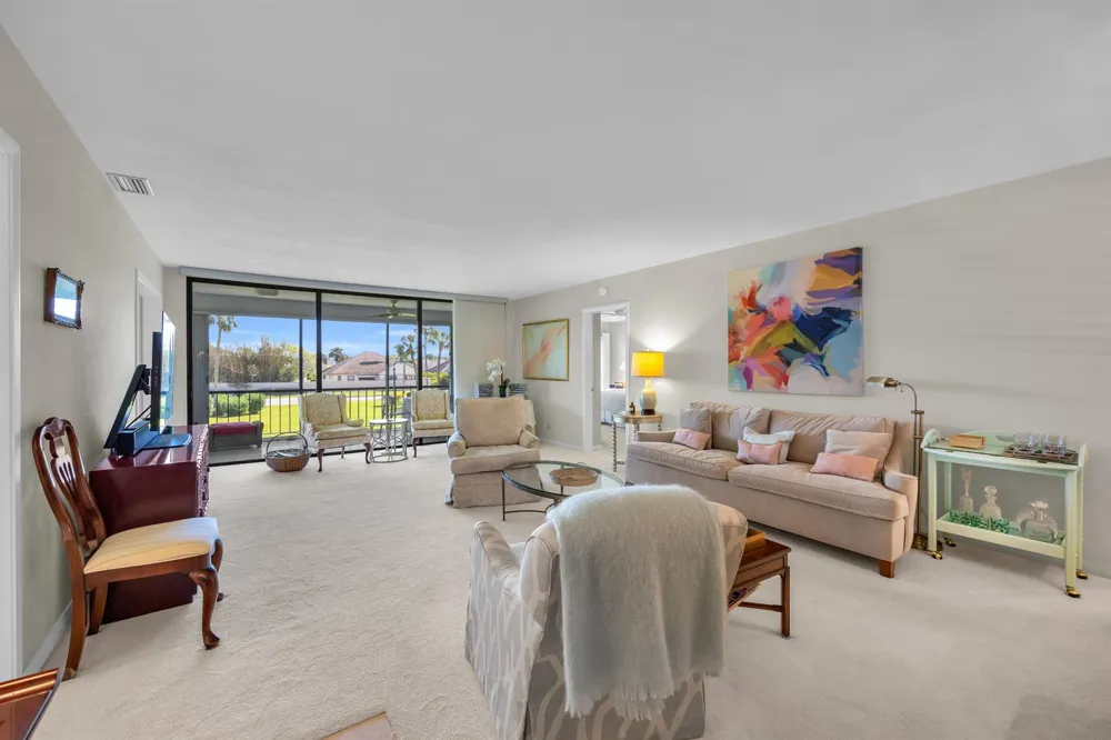 4 SE Turtle Creek Drive #E Jupiter, FL 33469