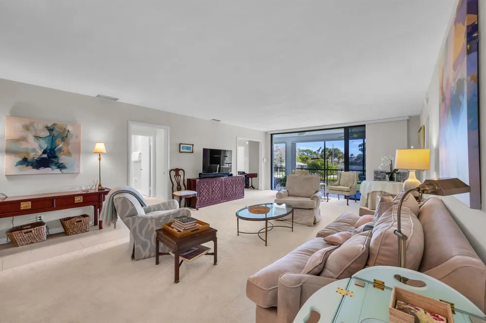 4 SE Turtle Creek Drive #E Jupiter, FL 33469