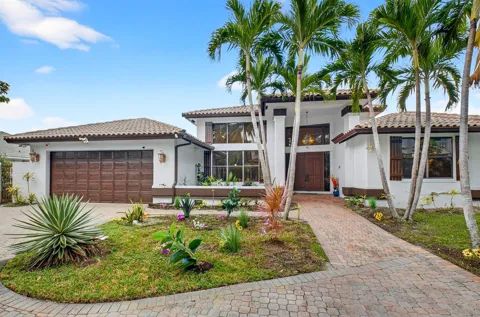 1940 SW 7th Place
